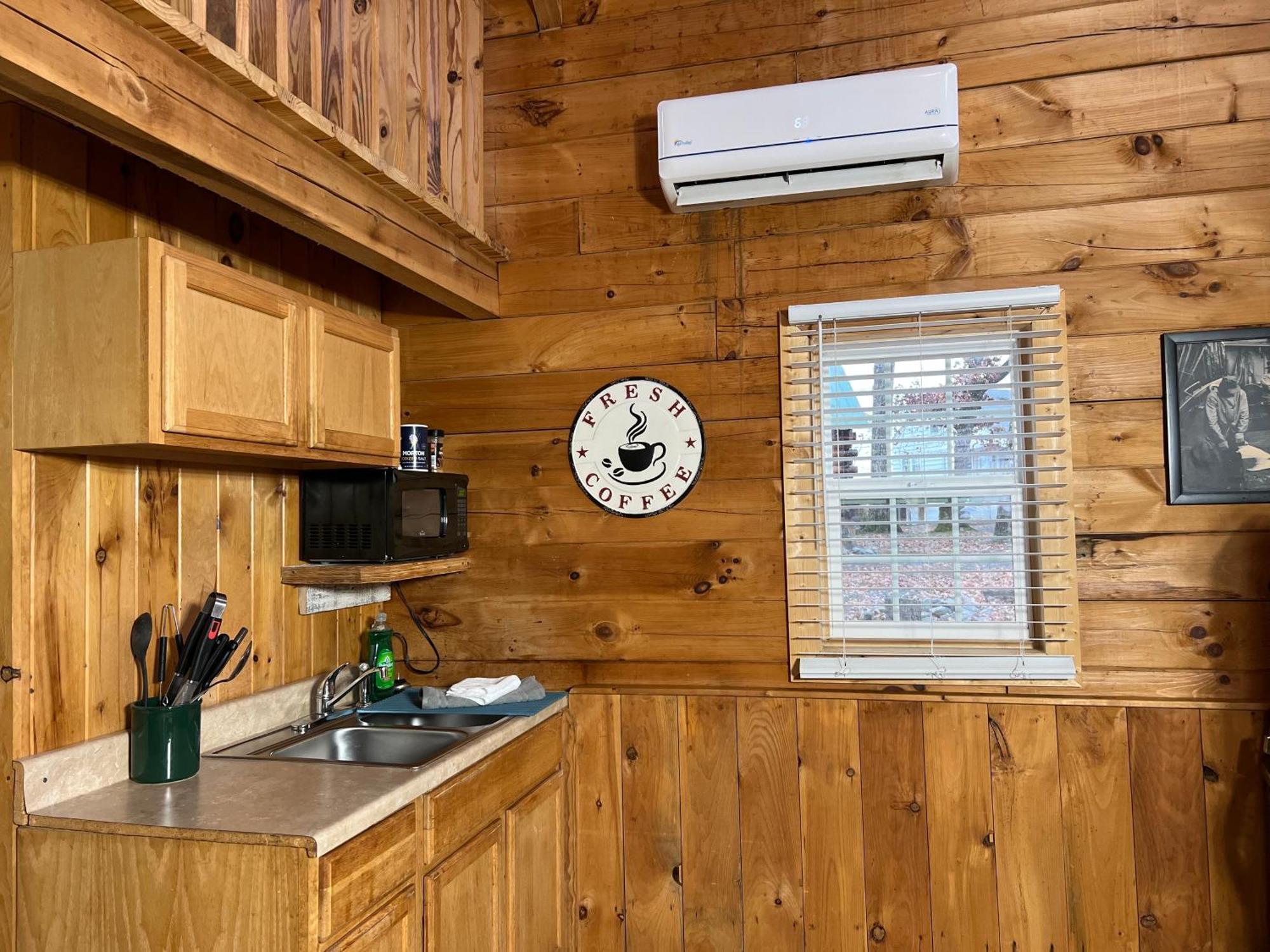 Kozy Haven Log Cabin Rentals Columbia エクステリア 写真